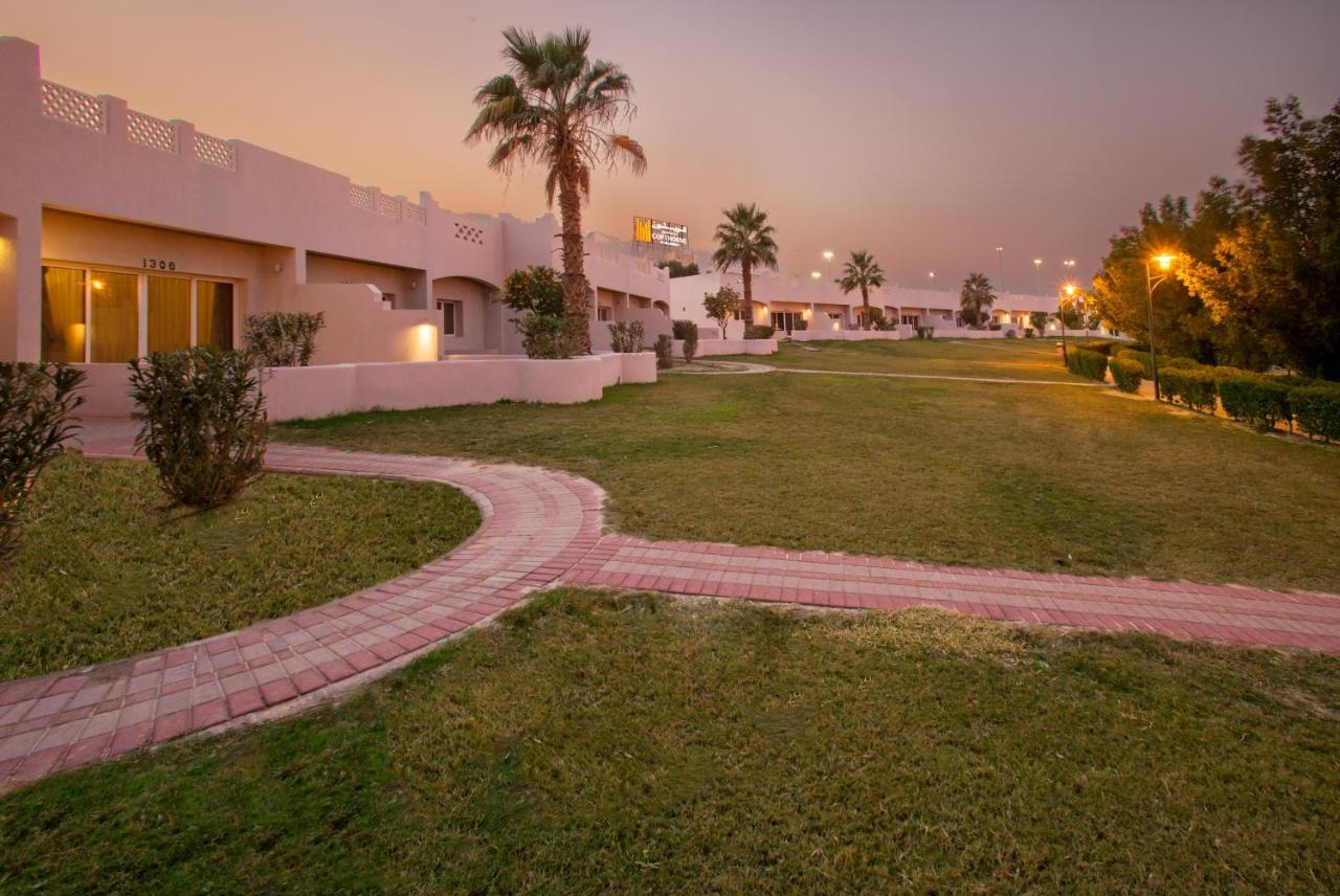 Copthorne Al Jahra Hotel & Resort Kuwait City Exterior foto