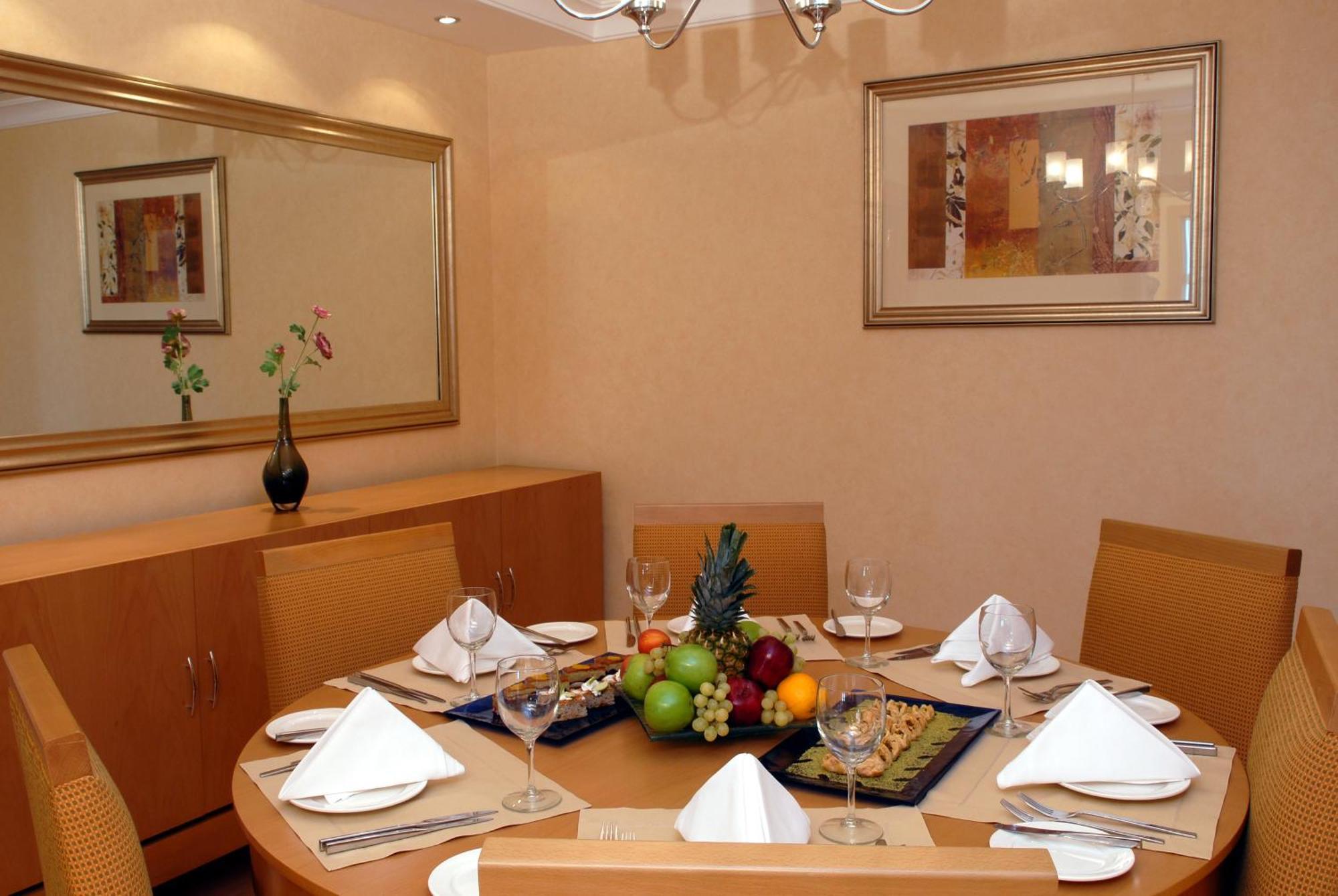 Copthorne Al Jahra Hotel & Resort Kuwait City Exterior foto
