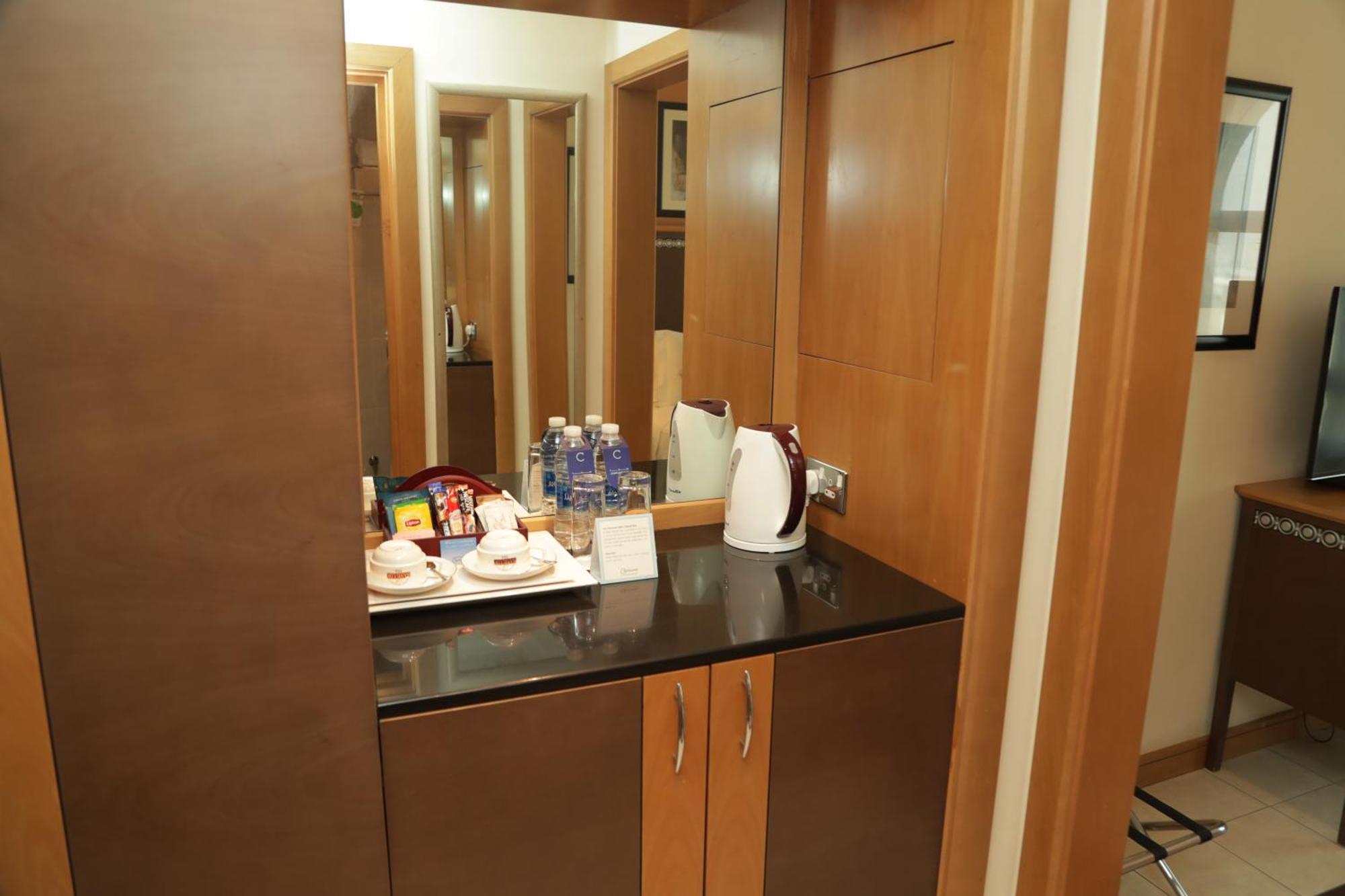 Copthorne Al Jahra Hotel & Resort Kuwait City Exterior foto
