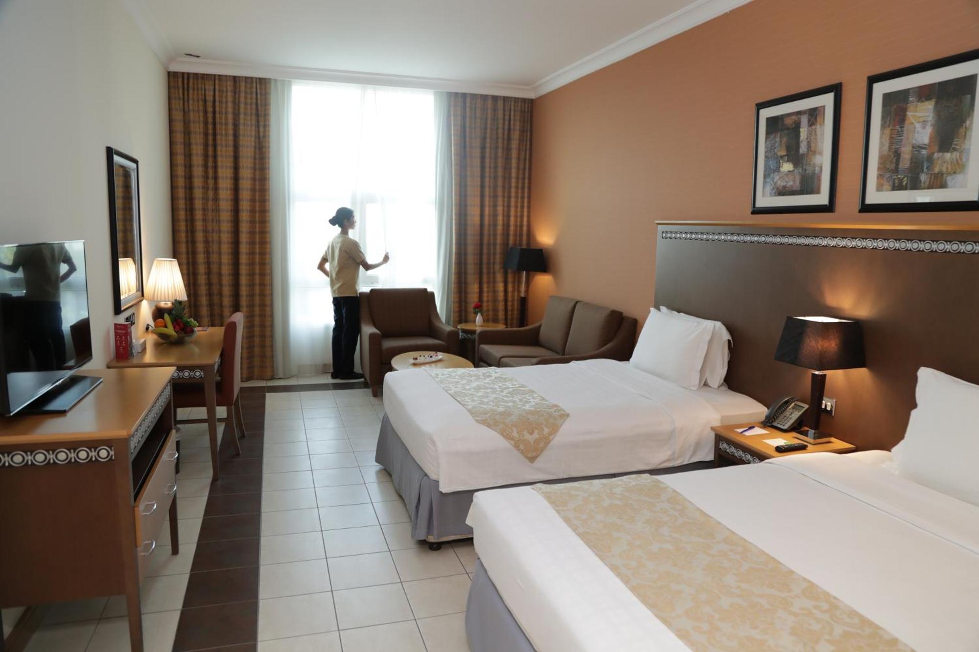Copthorne Al Jahra Hotel & Resort Kuwait City Exterior foto