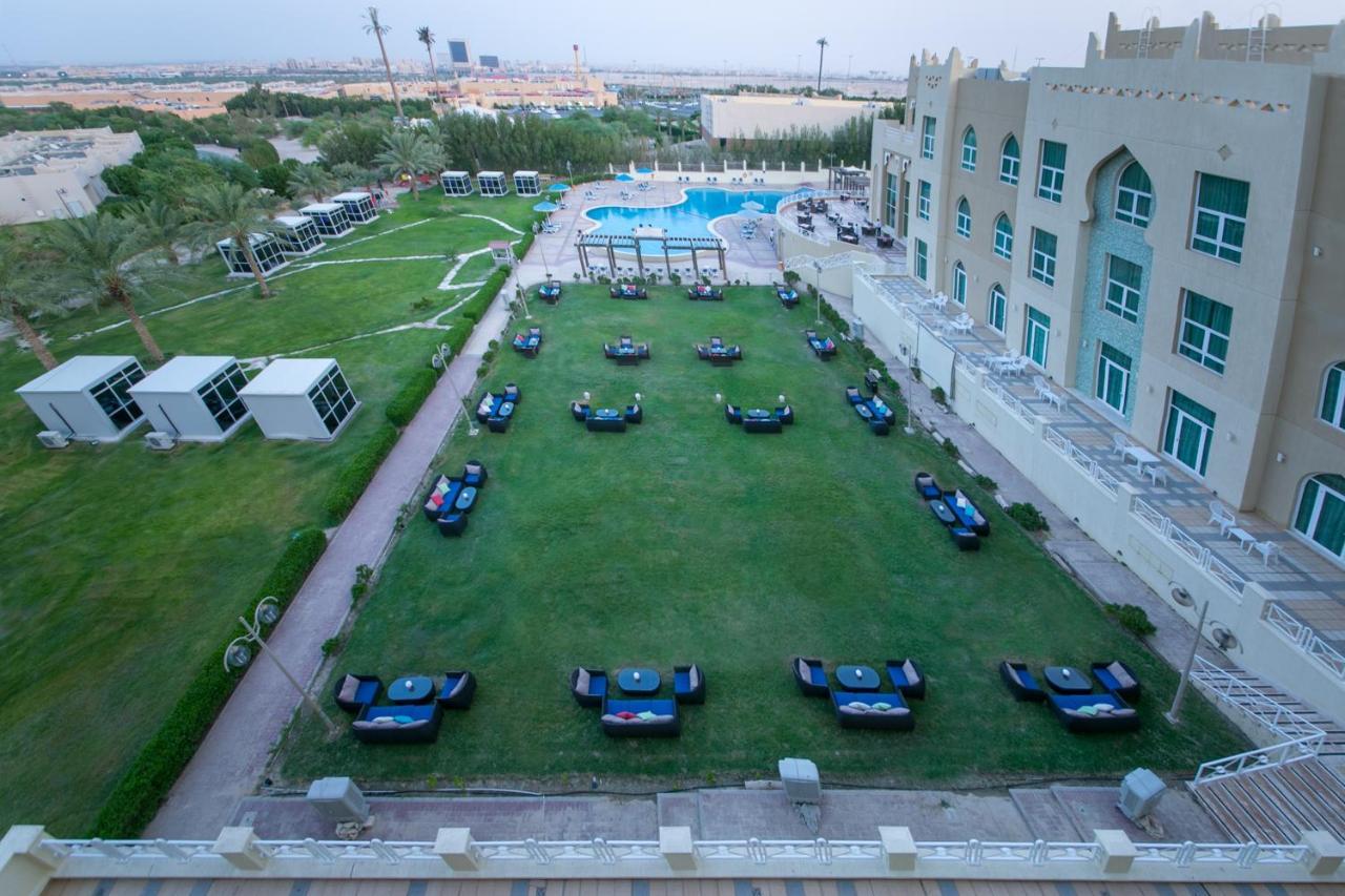Copthorne Al Jahra Hotel & Resort Kuwait City Exterior foto